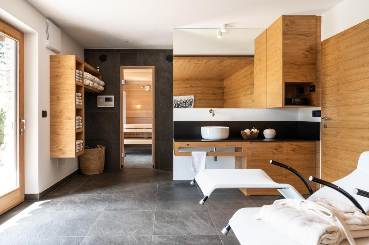 Kronplatz Ski Lodge - Housity