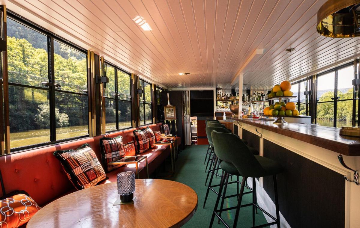 Ein Sitzbereich in der Unterkunft House of Hütter- Heidelberg Suites Boutique