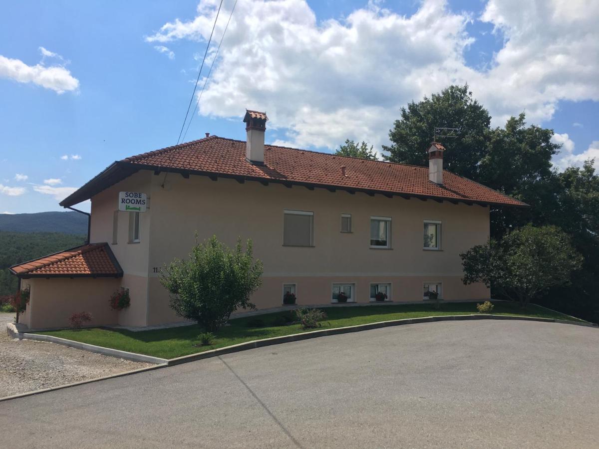 Rooms Šajina - Housity