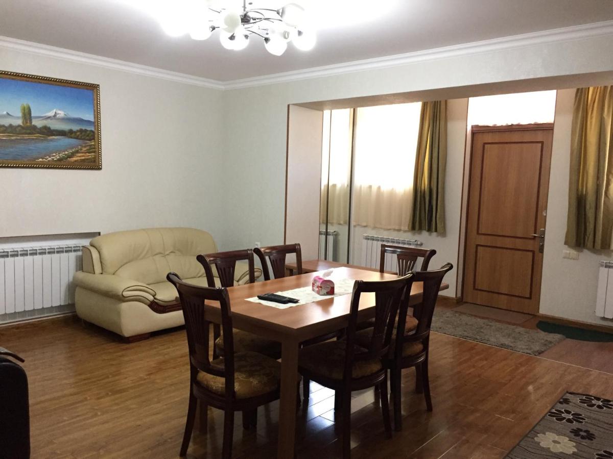 Suitetrails - Apartment on Getapnya 74