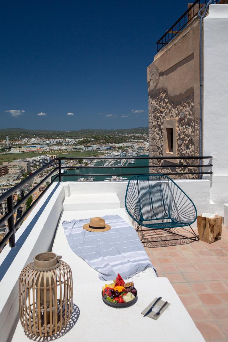 Hotel La Torre del Canonigo - Small Luxury Hotels - Housity