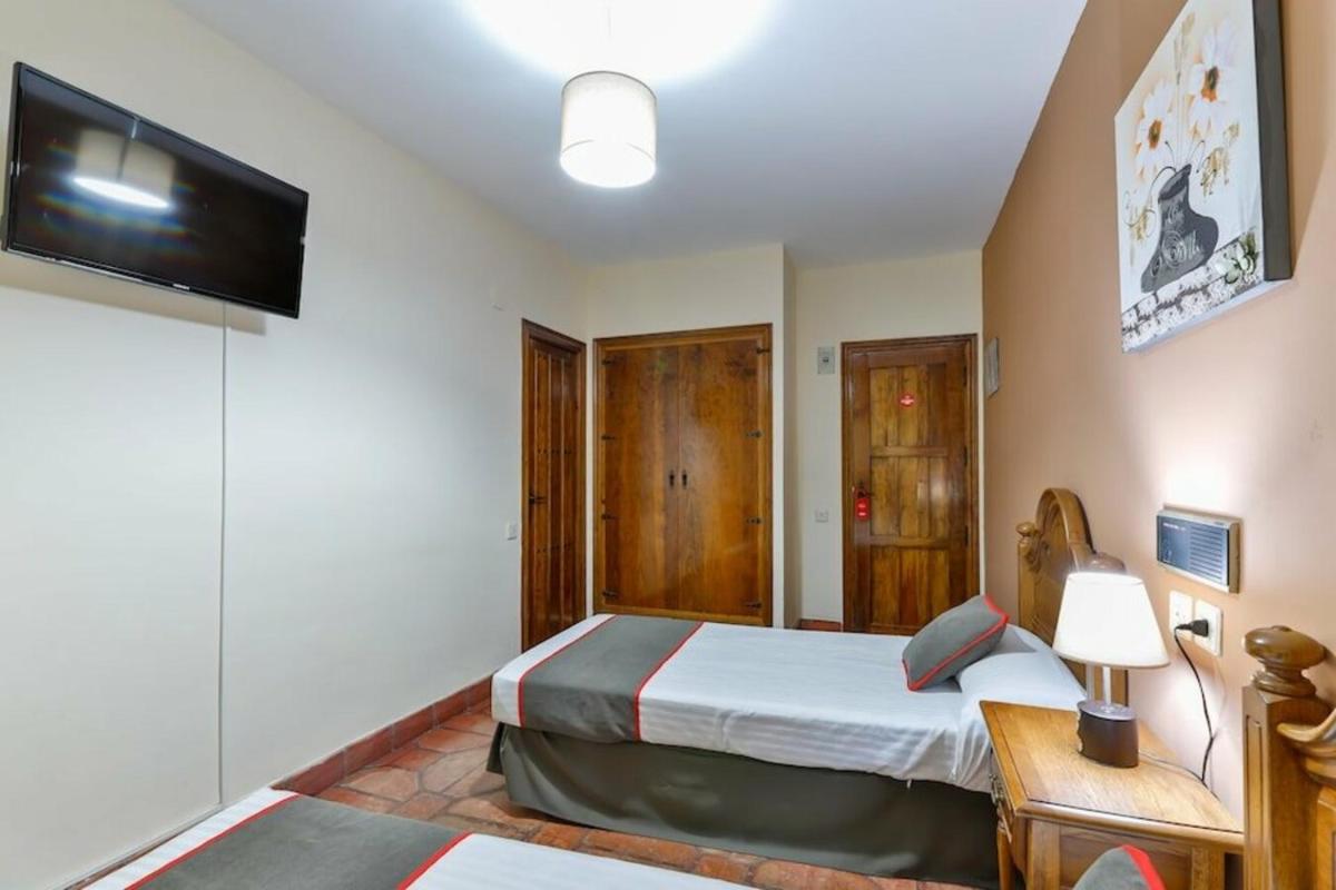 Suitetrails - Hostal Alfonso XI