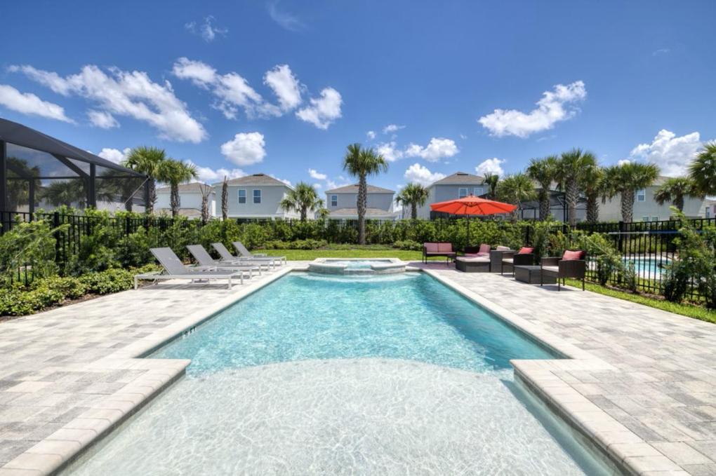 Encore Resort 6BR-Games-BBQ Free-Private Pool - Housity
