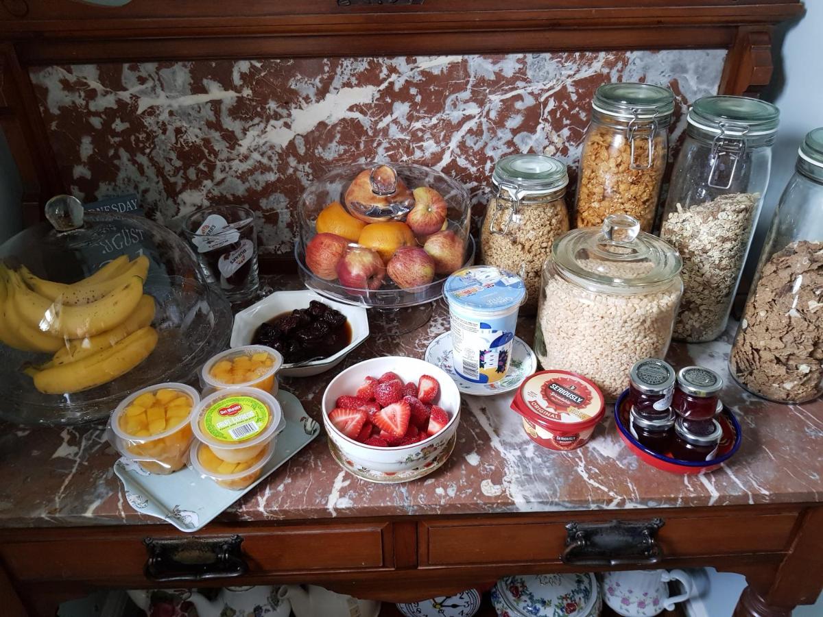 Low Gingerfield Farm B&B - Housity