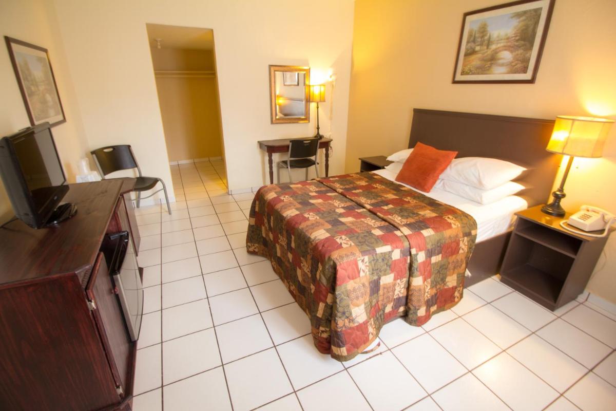 Suitetrails - Parkway Inn