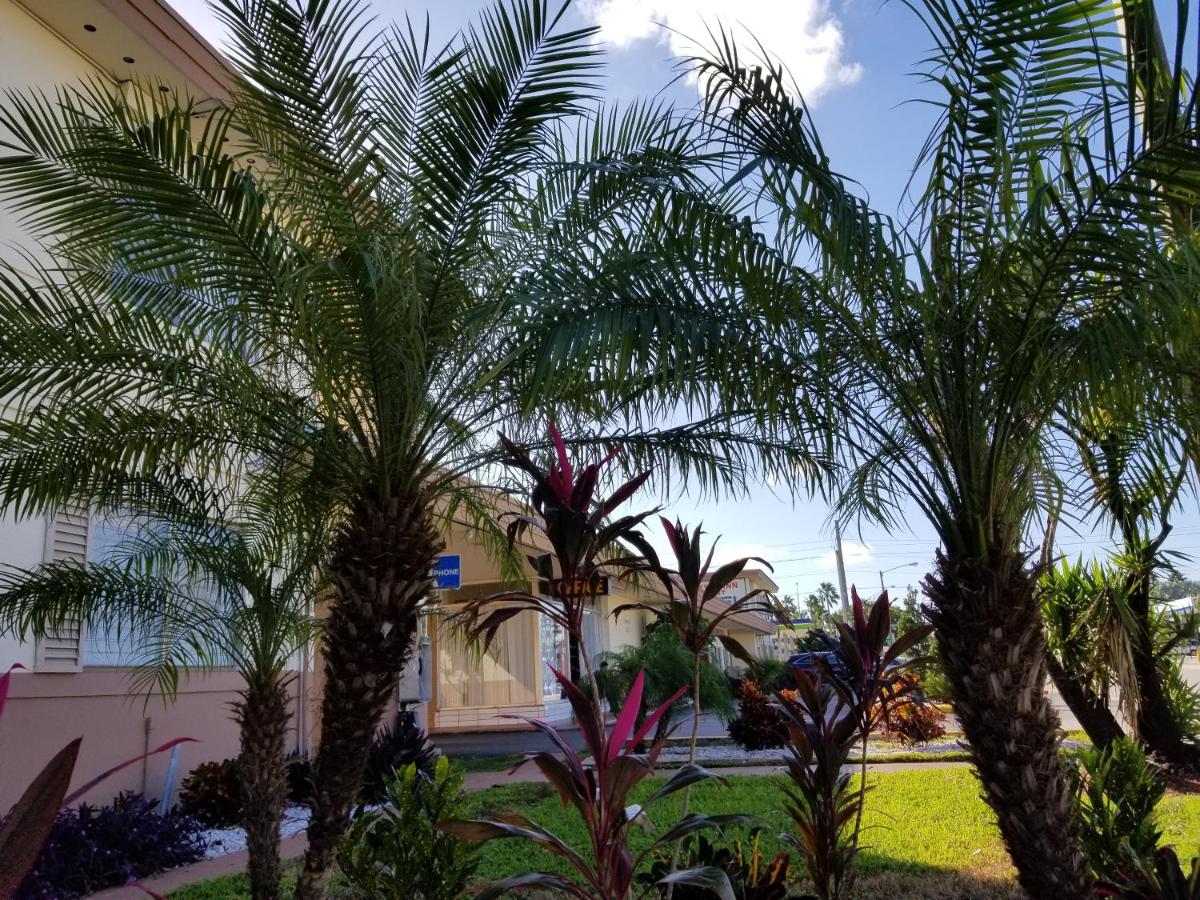 Parkway Inn - Housity