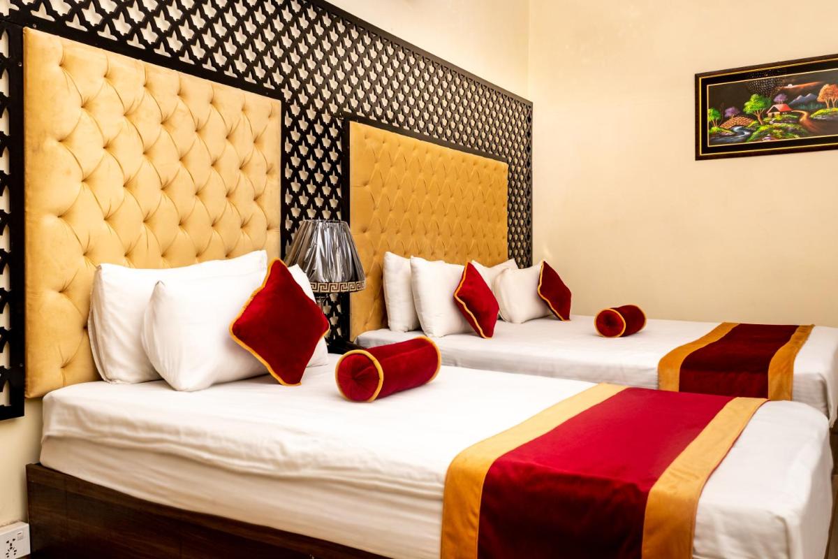 Suitetrails - Rose Palace Hotel, Garden Town