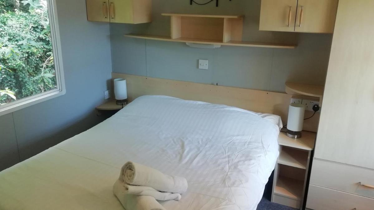 Static Caravan for hire, budget friendly - Housity
