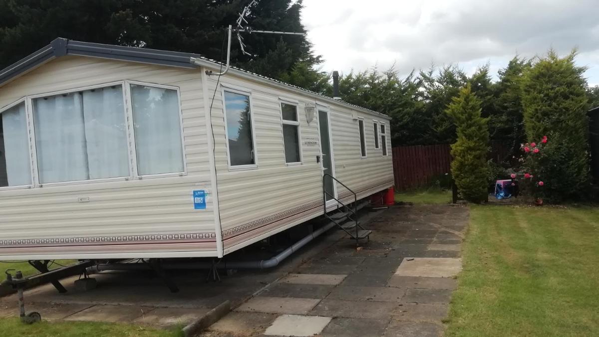 Static Caravan for hire, budget friendly - Housity