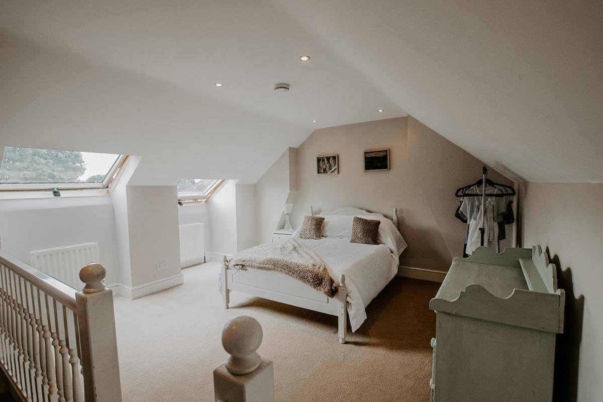 No 7 Gray Street - Housity