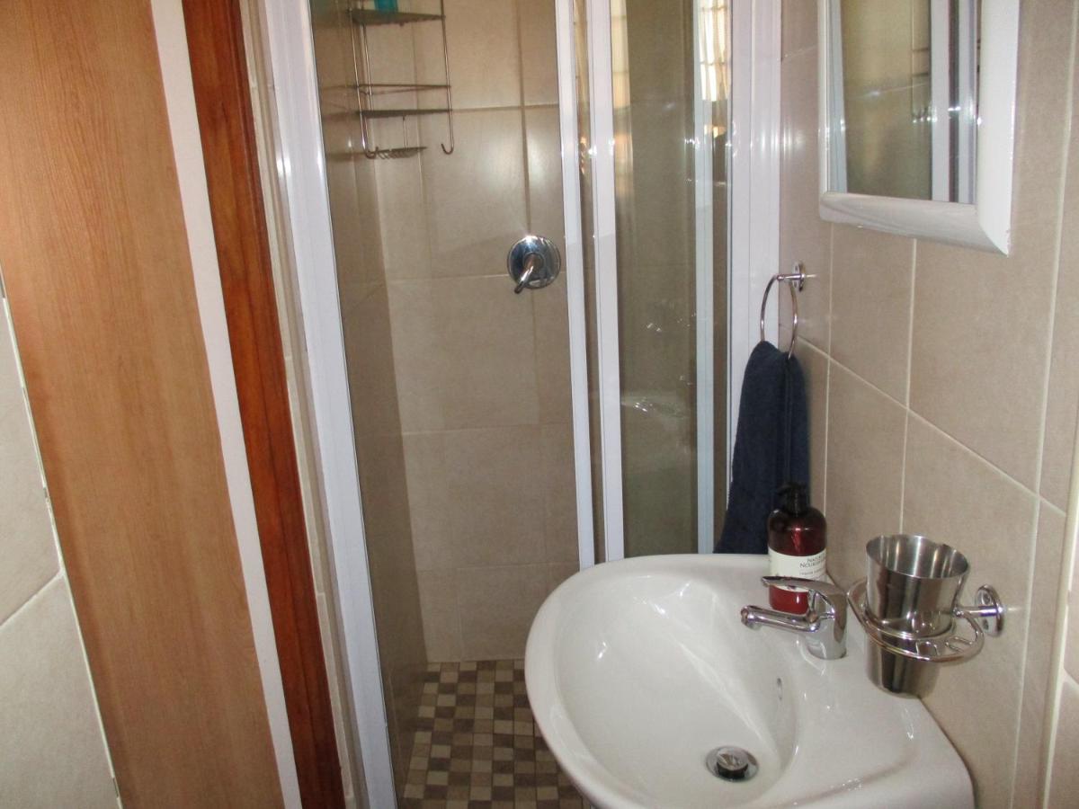 Suitetrails - White Rose Guest House