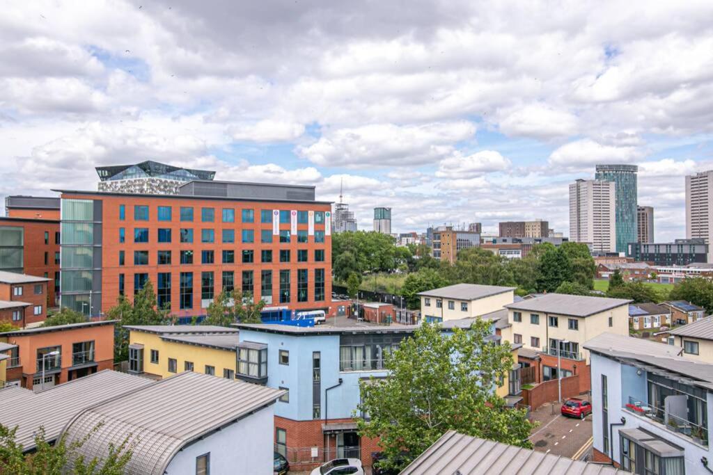 Pluxa Urban View Birmingham - Housity