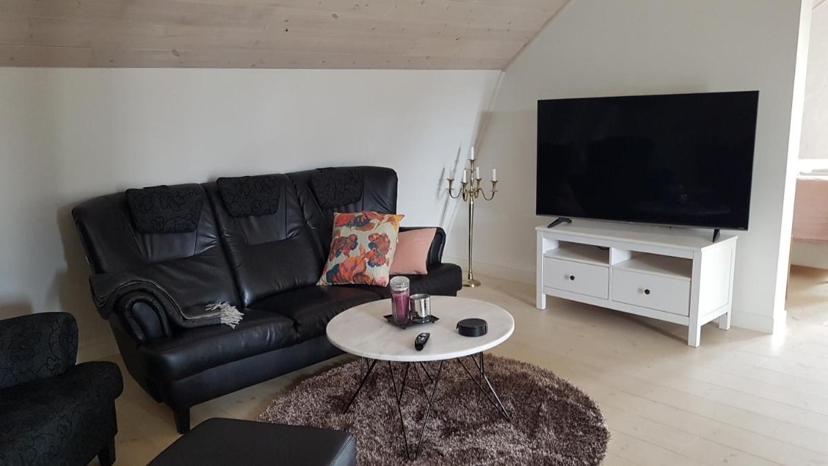 Skänninge Bed &amp; Breakfast - Housity