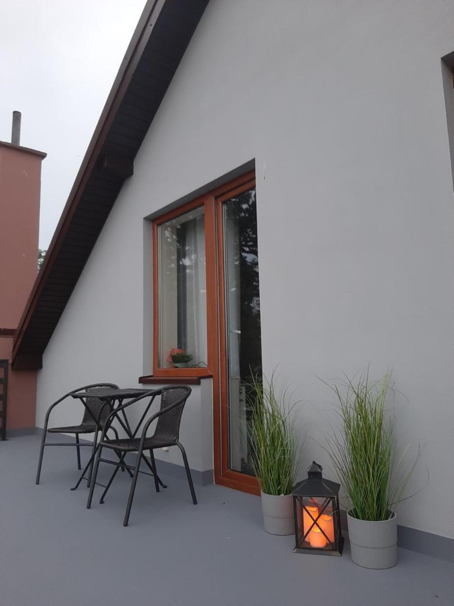 Pokoje gościnne OSKAR - Housity