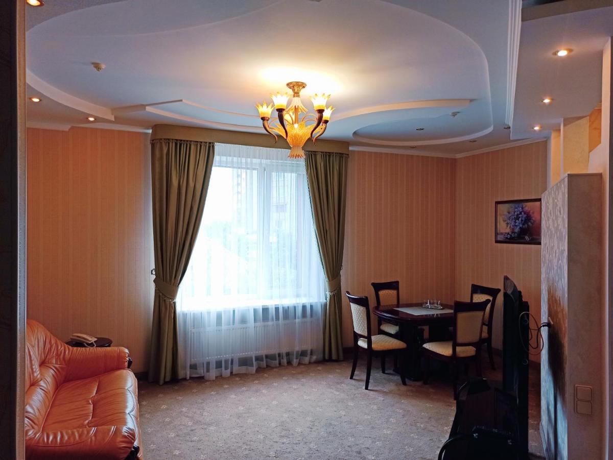 Hotel Status - Housity