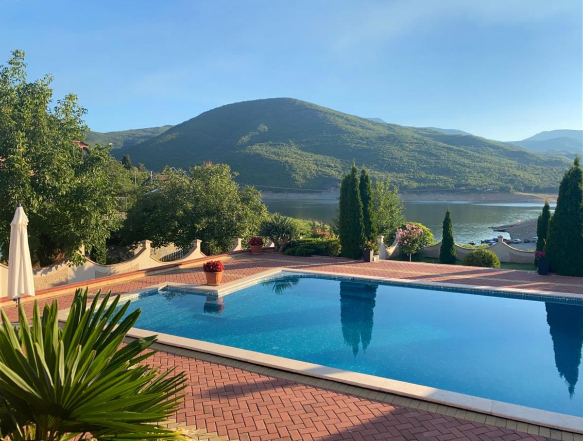 Villa Princess Tikvesh Lake - Housity
