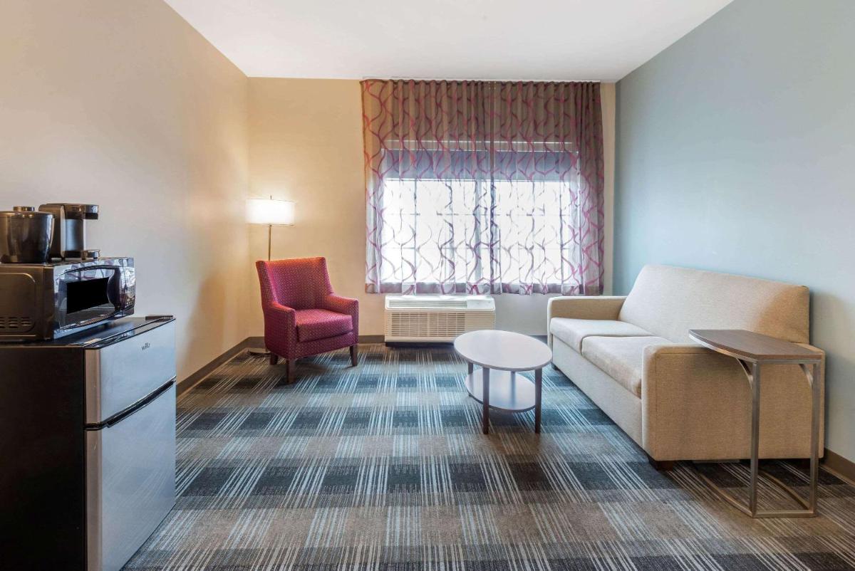 La Quinta by Wyndham Aberdeen-APG - Housity