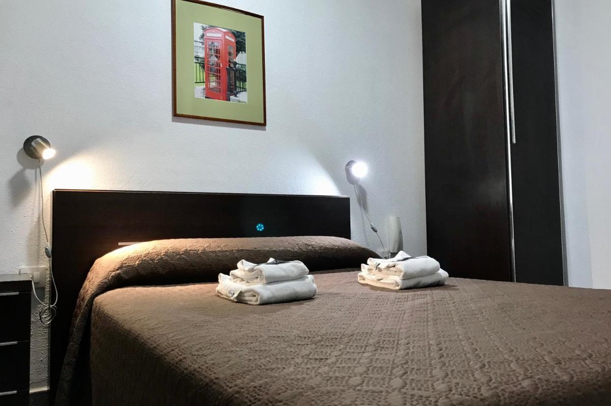 Hostal Carlos 2 - Housity