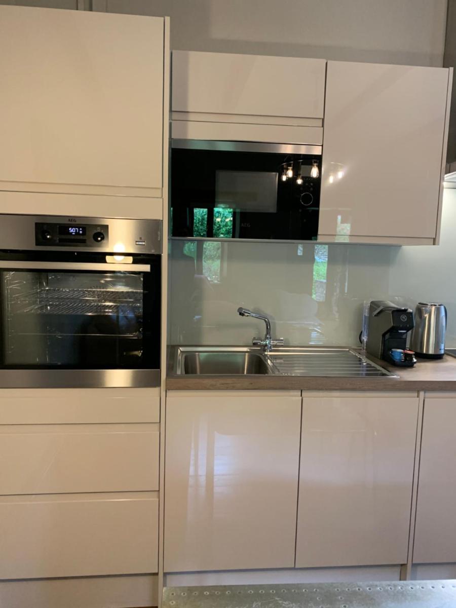 Ty Carreg Fach Staycation Cottage Cardiff - Hizvo