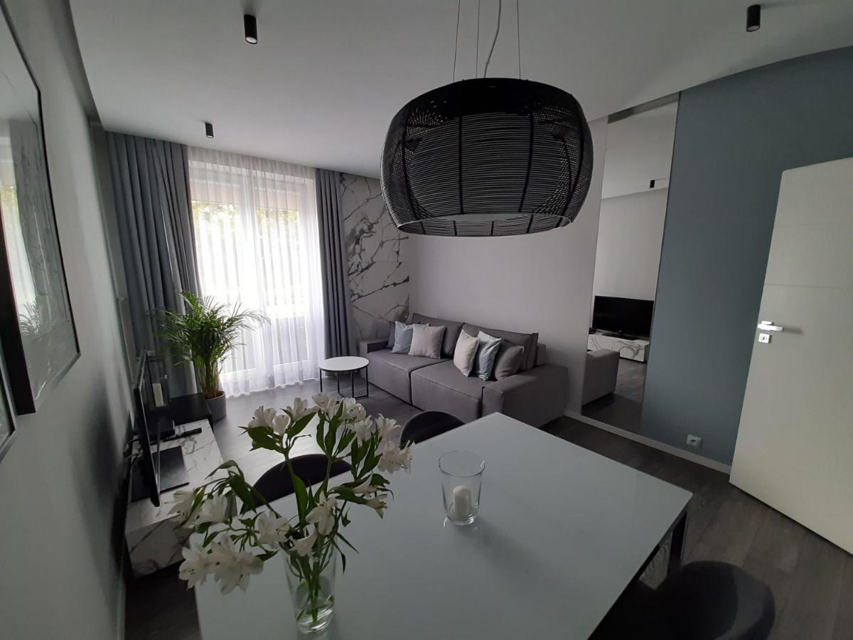 Apartament 63 - Housity