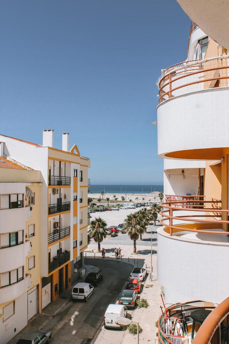 Caparica Sunny House II - Housity