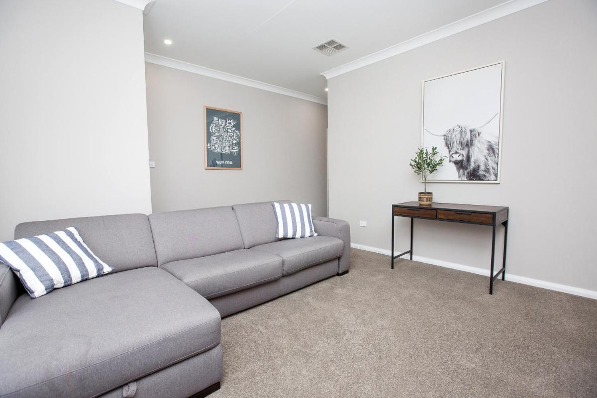 Best Central Wagga Townhouse - Housity