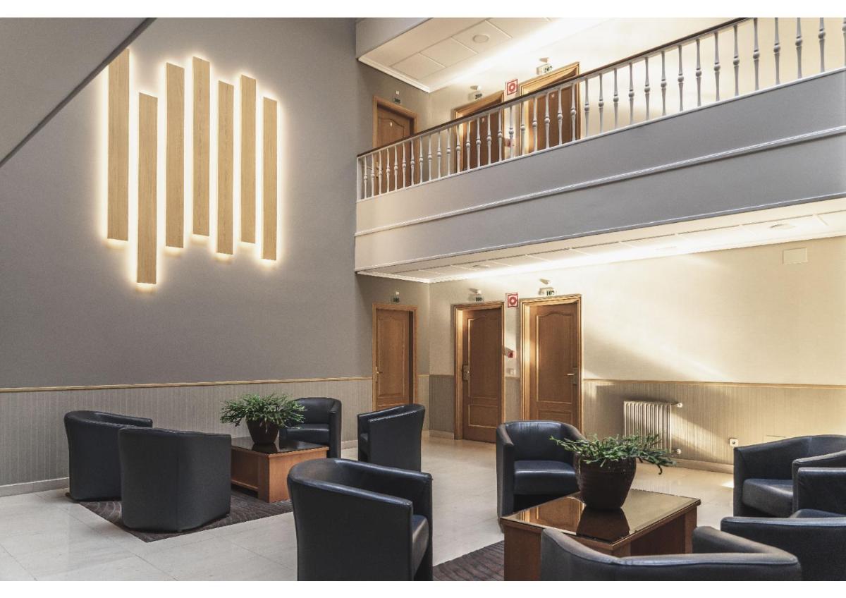 Hotel Crunia I A Coruña - Housity