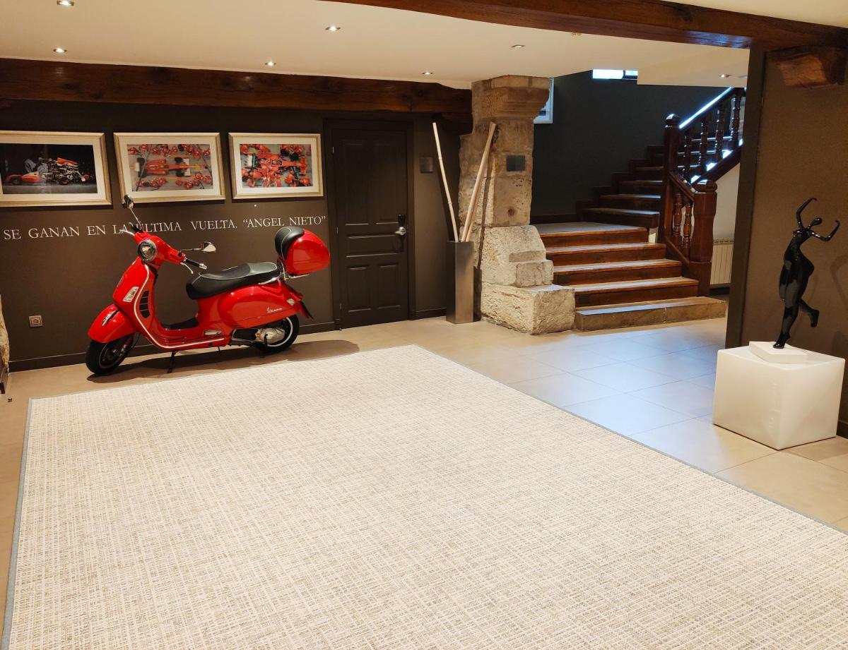 Imagen de la galería de Costa Esmeralda Suites, en Suances