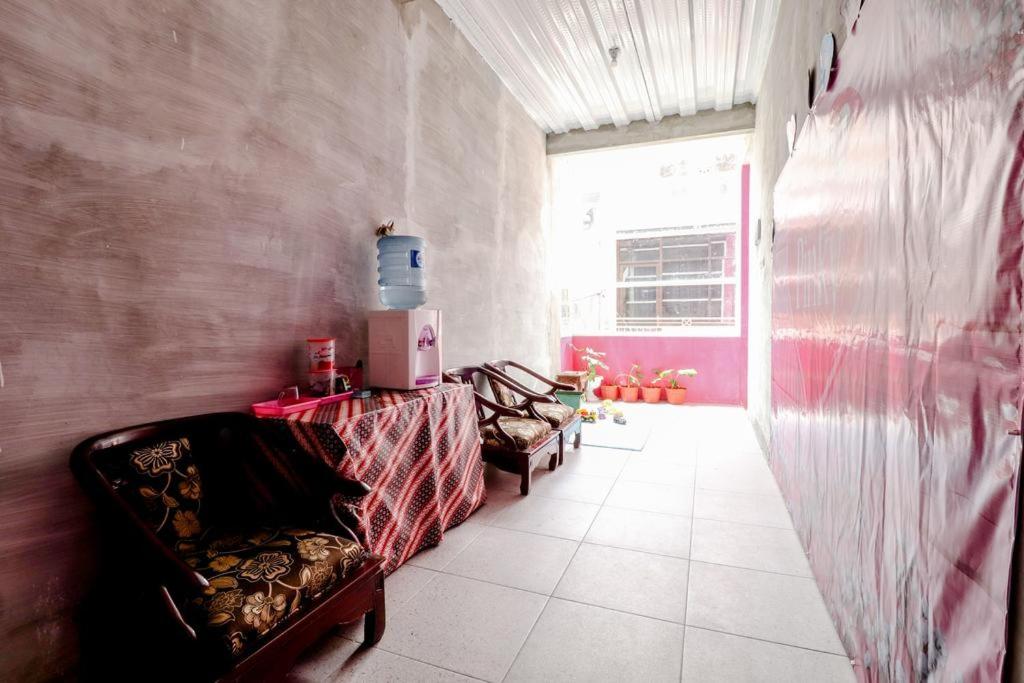 Pinky Guest House Batu - Housity