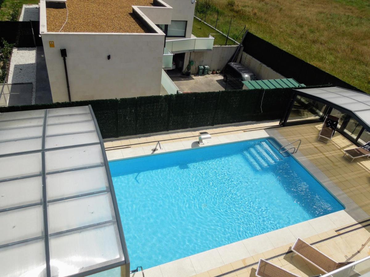Estudios Playa de Covachos - Housity