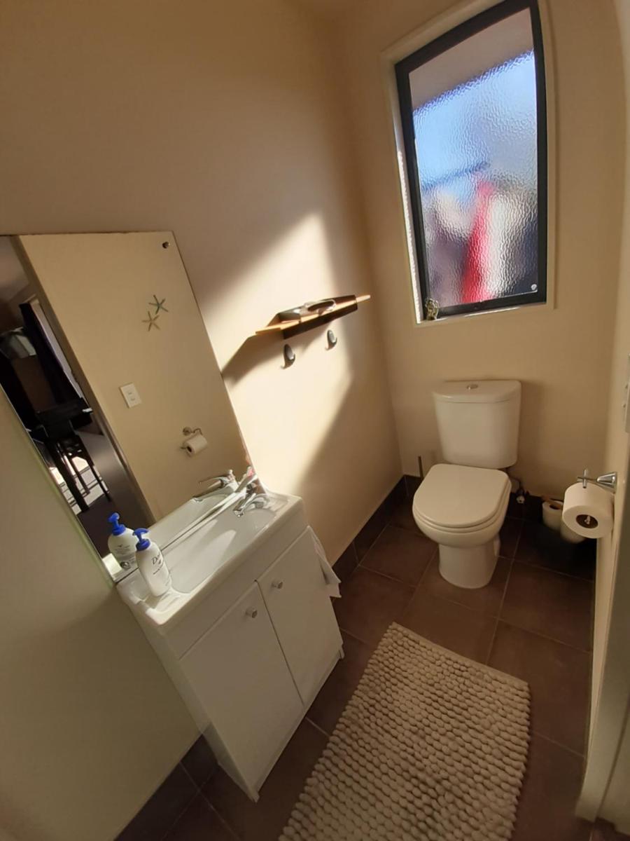 Modern BNB unit with Wifi and Breakfast - Housity