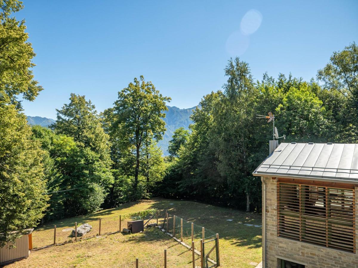 Tiny Cottage of Bellagio's Woods - Housity