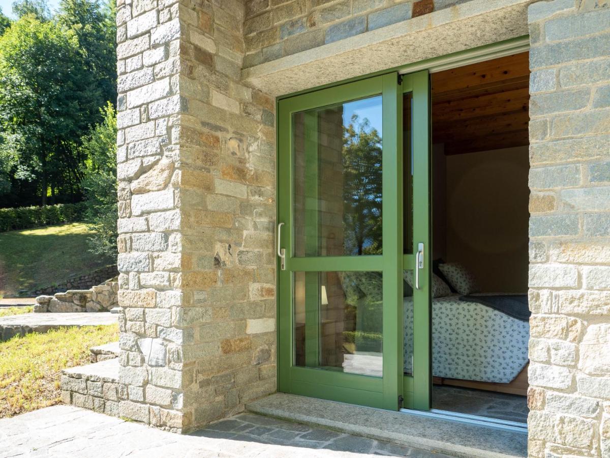 Tiny Cottage of Bellagio's Woods - Housity