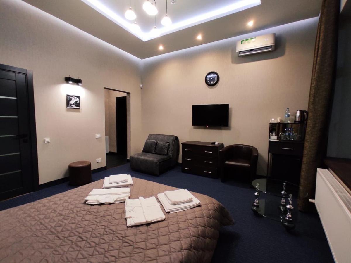 Suitetrails - Levanevsky Hotel