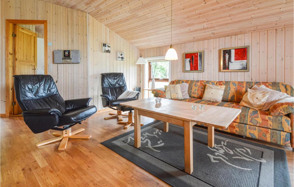 Awesome Home In Tarm With Sauna - Housity