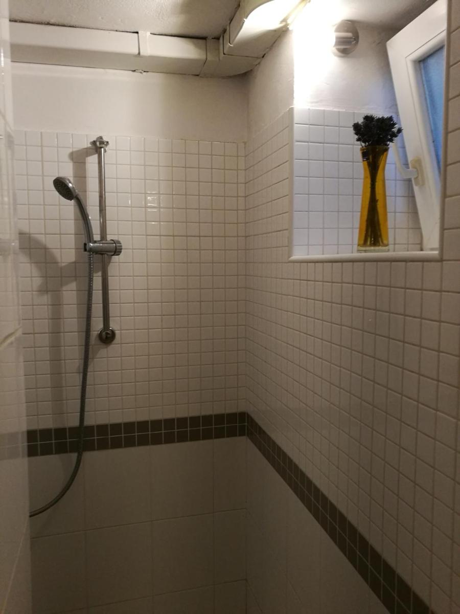 Suitetrails - City Center Studio Apartman