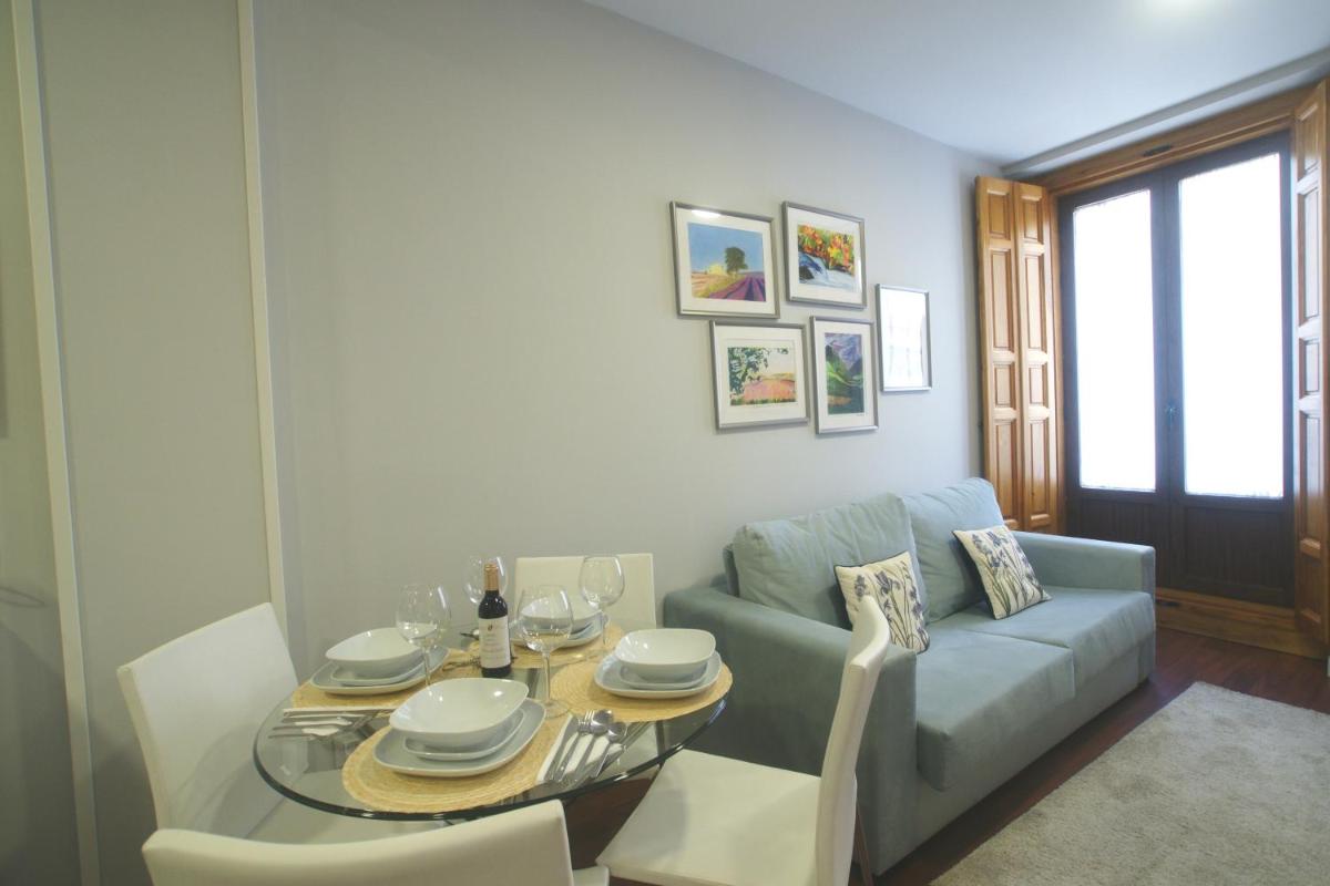 Apartamento al lado de Gran Via - Pink - Housity