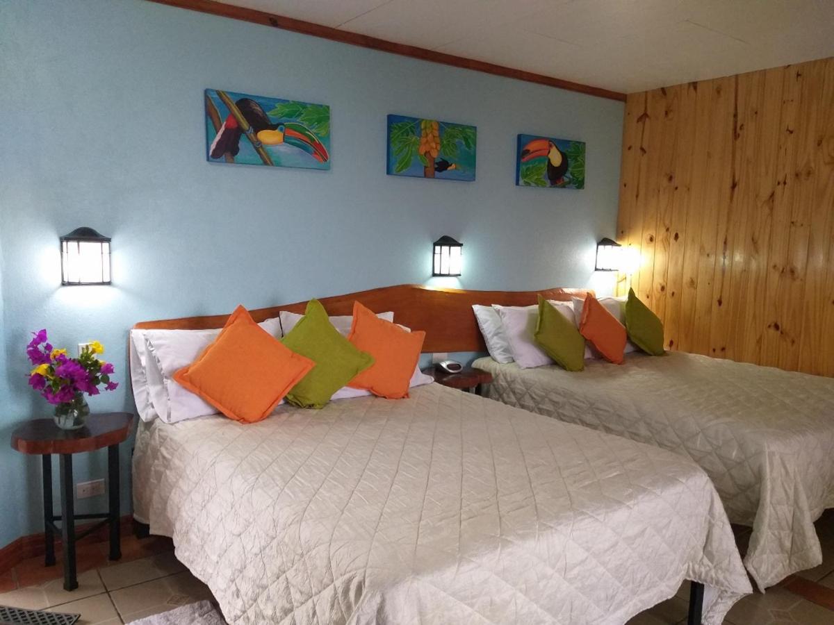 Guayabo Lodge - Housity