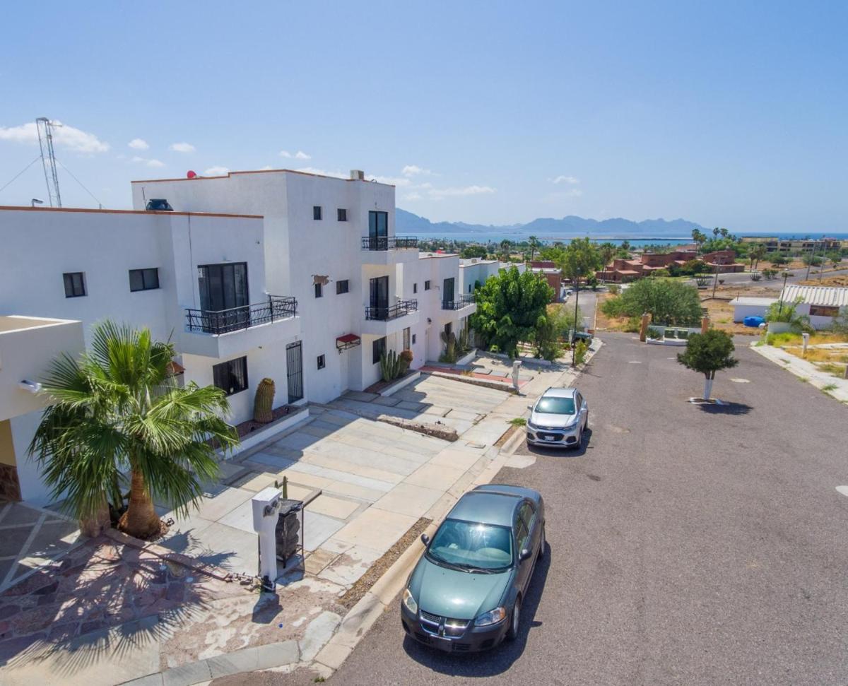 Alberca Caliente, Heated Pool House with the view - Housity