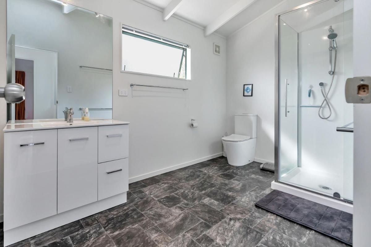 Suitetrails - Lofty Te Haumi - Paihia Holiday Home