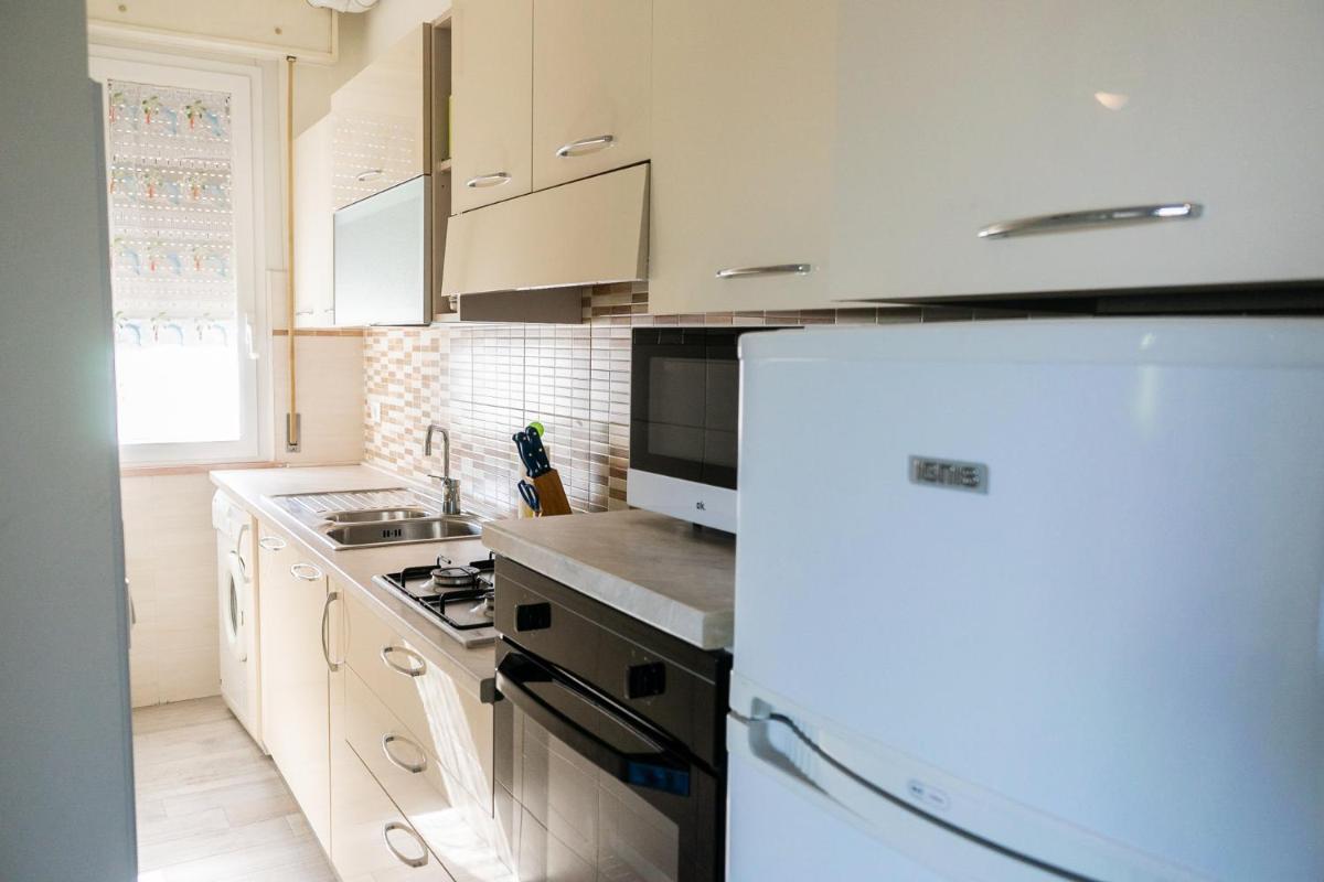 Family Dream Sole - Housity