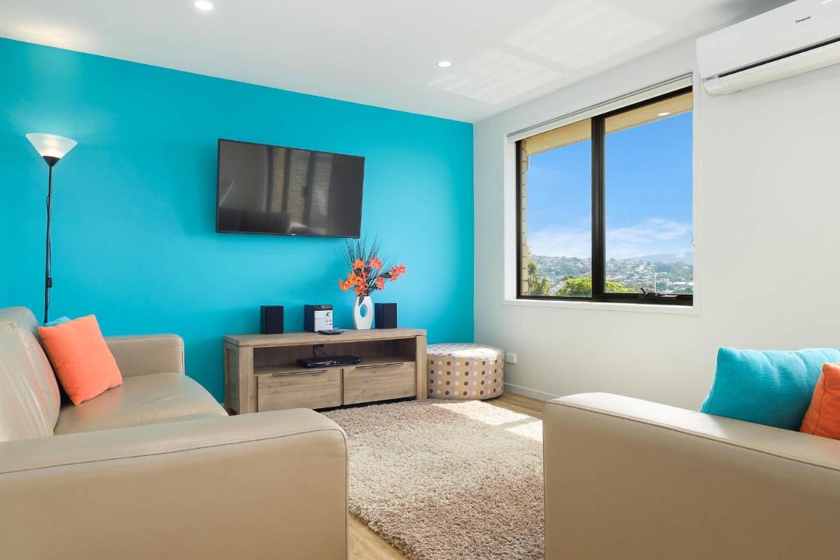 Suitetrails - Self Contained Beach View Apartment