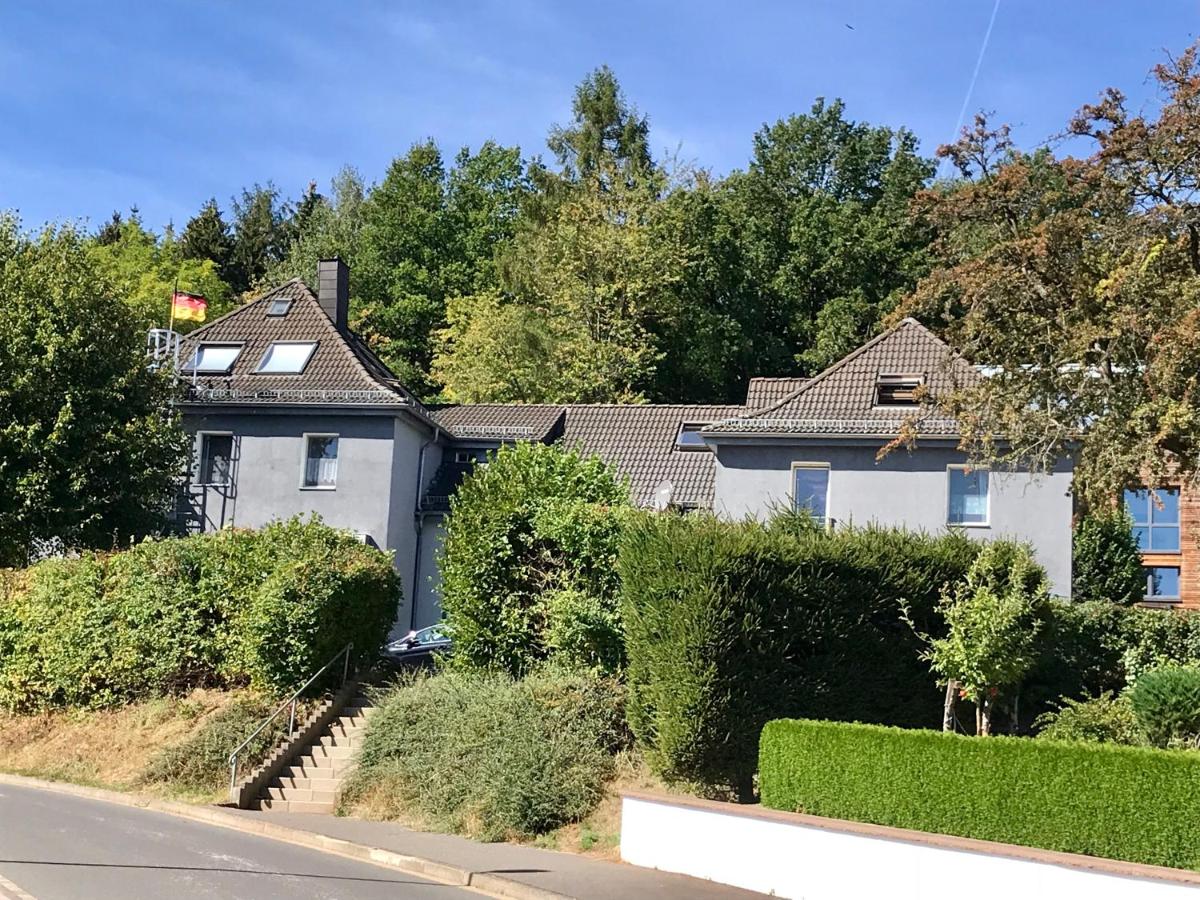 Alte Schule 3, Urlaub wo einst die Dorfschule war - Housity