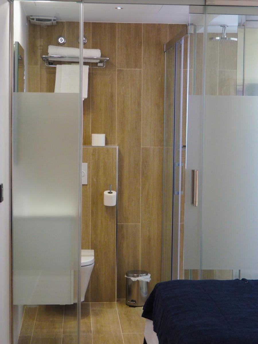 Hostal Don Suero de Quiñones - Housity