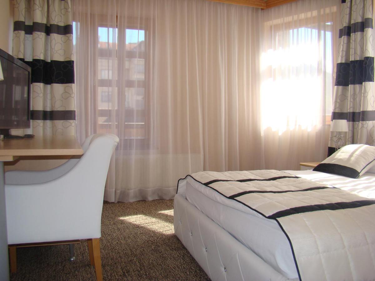Hotel Villa Orient - Housity