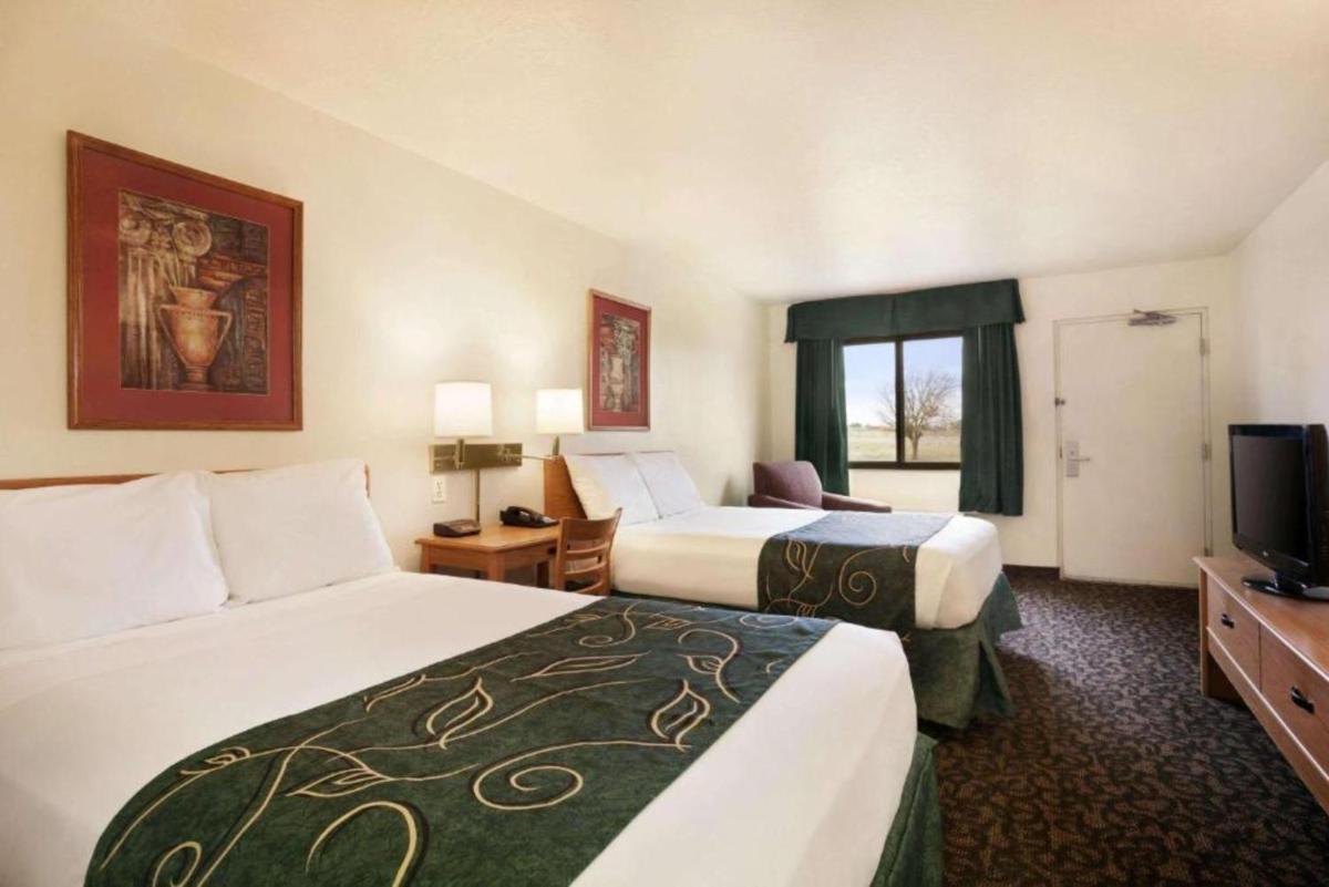 Travelodge by Wyndham Vaughn - Housity