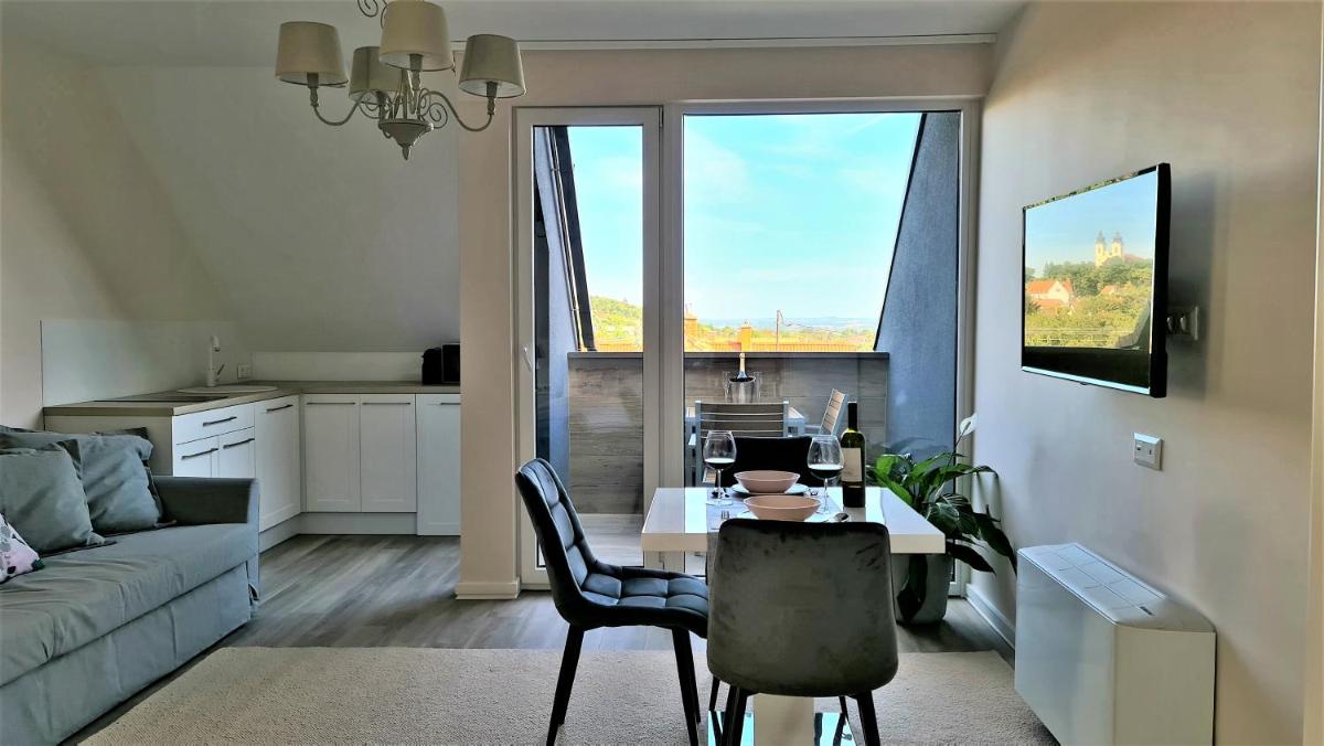 Mandula Villa - Housity