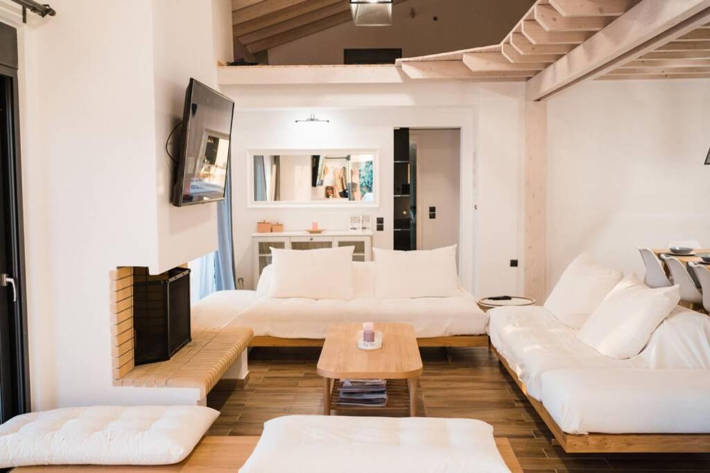 SECRET PARADICE-HIDDEN GETAWAY-PRIVATE BEACH - Housity