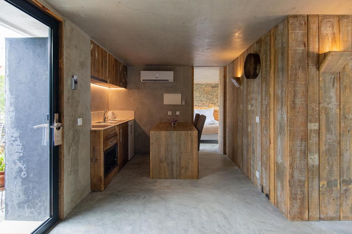 A cozinha ou kitchenette de Quinta do Pedregal Hotel & Spa