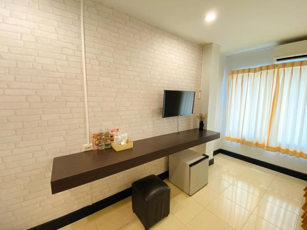 Polkadot Hostel - Housity